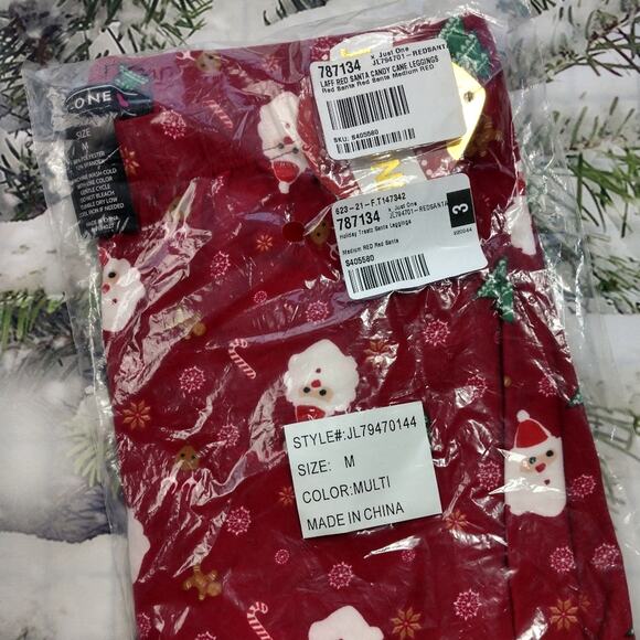 NWT Red Holiday Treats Santa Leggings sz Medium Candy Canes Gingerbread Reindeer - Picture 7 of 7